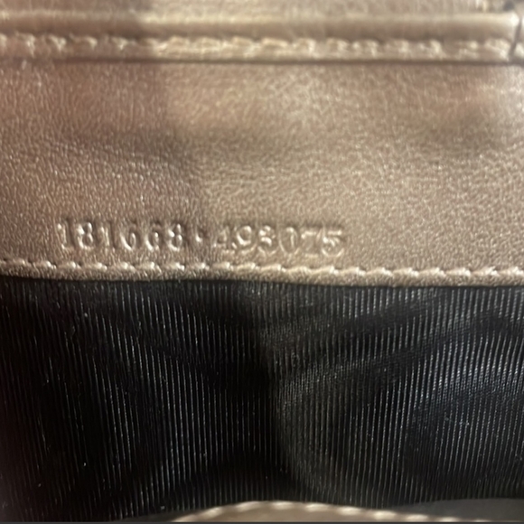 🔥LIKE NEW GUCCI GUCCISSIMA LEATHER LOGO CONTINENTAL WALLET - Picture 9 of 13